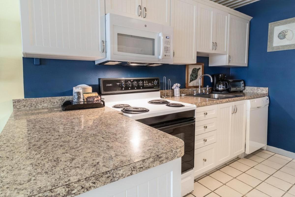 Two Bedroom Villa Sleeps 6 Has 2 Queen And 1 King Pawleys Island Exterior foto